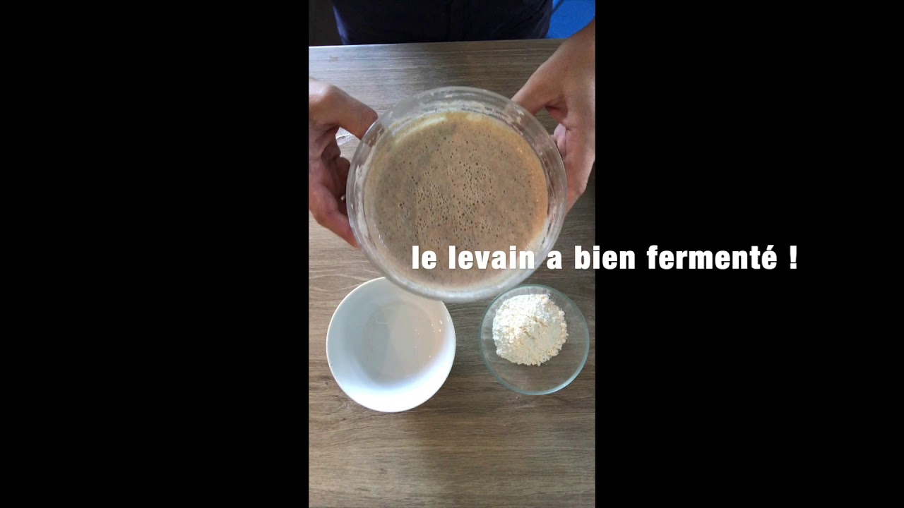 Faire son levain naturel . - YouTube