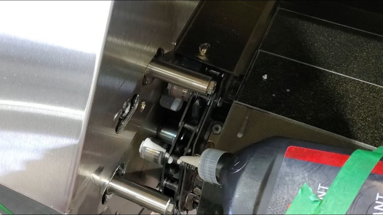 Lubrication and Adjustment of the Stone Conveyor