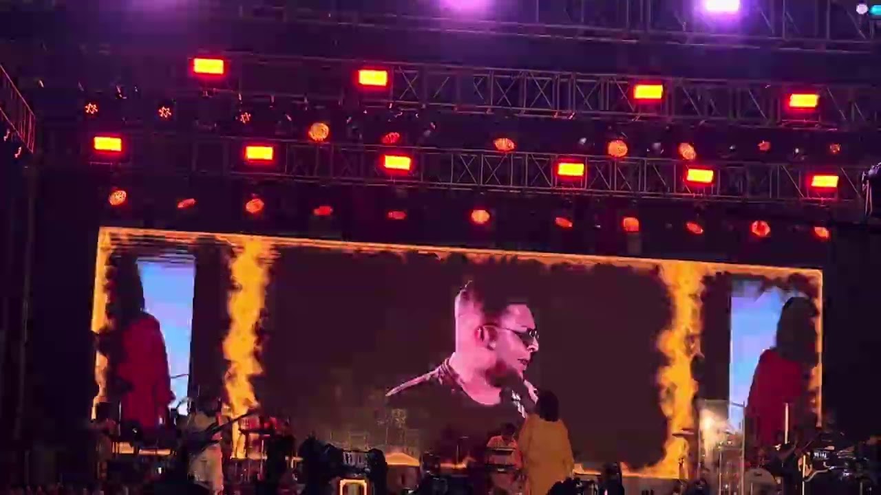 Baba Tomar Dorbare Sob Pagoler Khela 