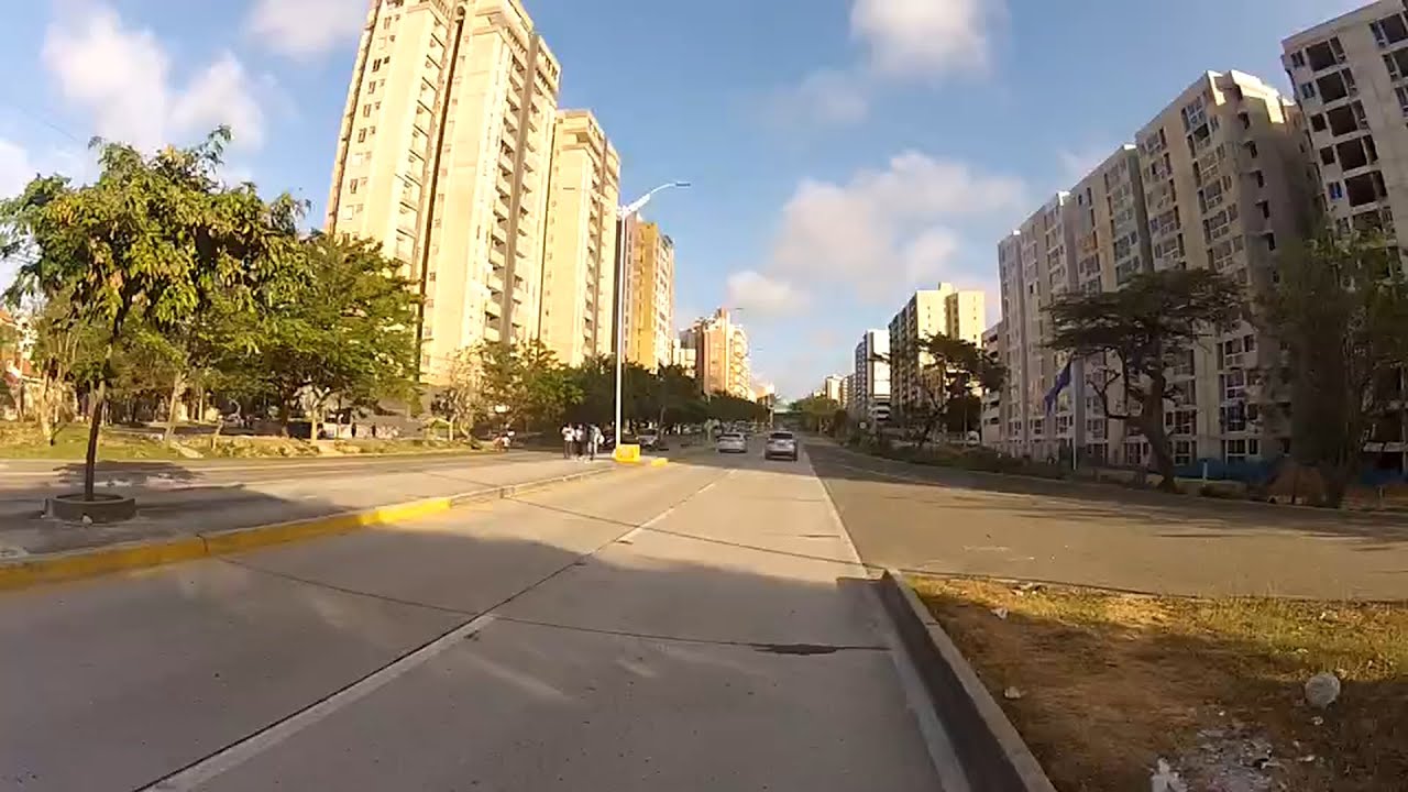 27 Barranquilla Av Circunvalar Y Cra 46 Tour En Moto Por Colombia 27-barranquilla-av-circunvalar-y-cra-46-tour-en-moto-por-colombia