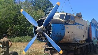 картинка: Запуск Ан-2 в 4 руки!