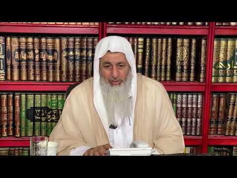 ممكن نصيحة لرجل ملتزم يريد الزواج من امرأة متبرجة ويقول ممكن يهديها الشيخ مصطفى العدوي