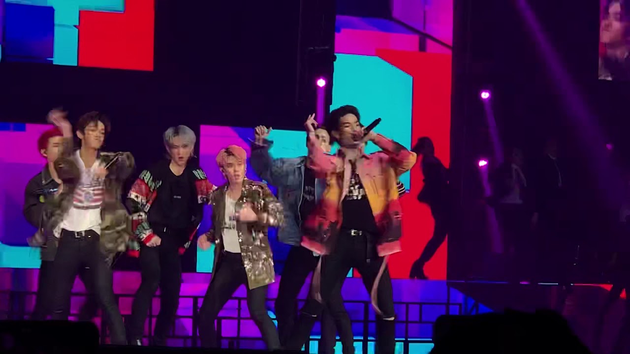 09.03.19 9x9 : 뚜두뚜두 (DDU-DU DDU-DU)【 9x9 The Final Concert EN(D) ROUTE 】