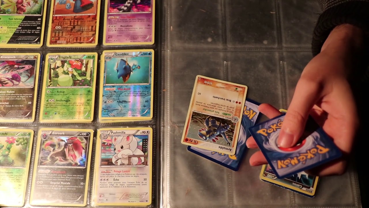 ASMR rangement de cartes Pokemon dans un album