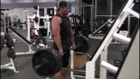 LevroneReport.com •  Transformation, Week 6, Shoulder Shrugs