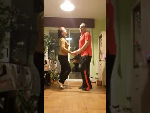 Laura Diez y Diego Cornella clases en cuarentena