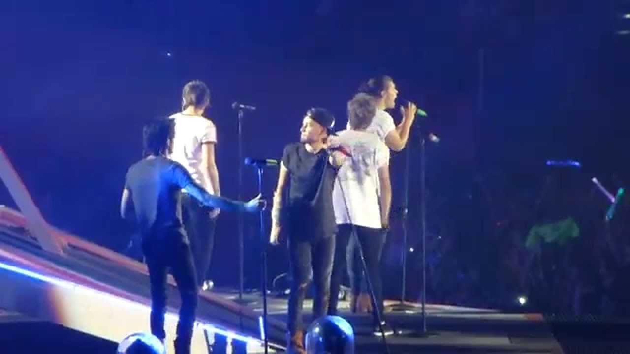 One Direction You and I / Story Of My Life Live Phoenix 9-16-14