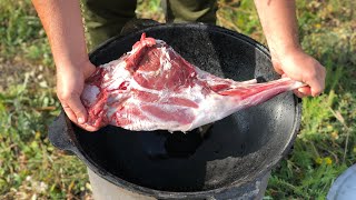 видео: Баранья нога целиком в Казане!!!!!!Мясо Барана!!! картинка: Баранья нога целиком в Казане!!!!!!Мясо Барана!!!