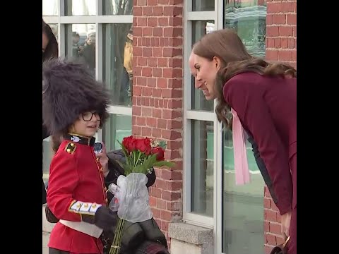 WATCH: Massachusetts Boy Dressed As Royal Guard Hand Flowers To Will, Kate