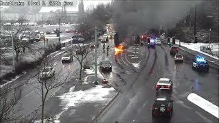 [Traffic Cam & Scanner] Seattle FD knocks down car fire in the snow