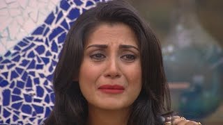 bigg boss 9 salman khan makes rimi sen cry