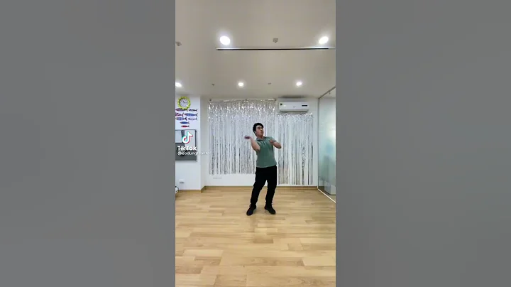 Cách gấp máy bay boomerang