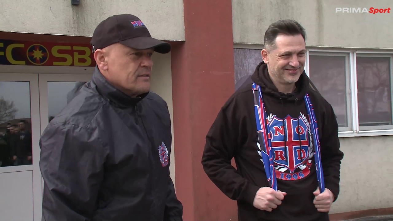 Imagini senzaționale! Rădoi, așteptat de Peluza Nord la baza FCSB: 