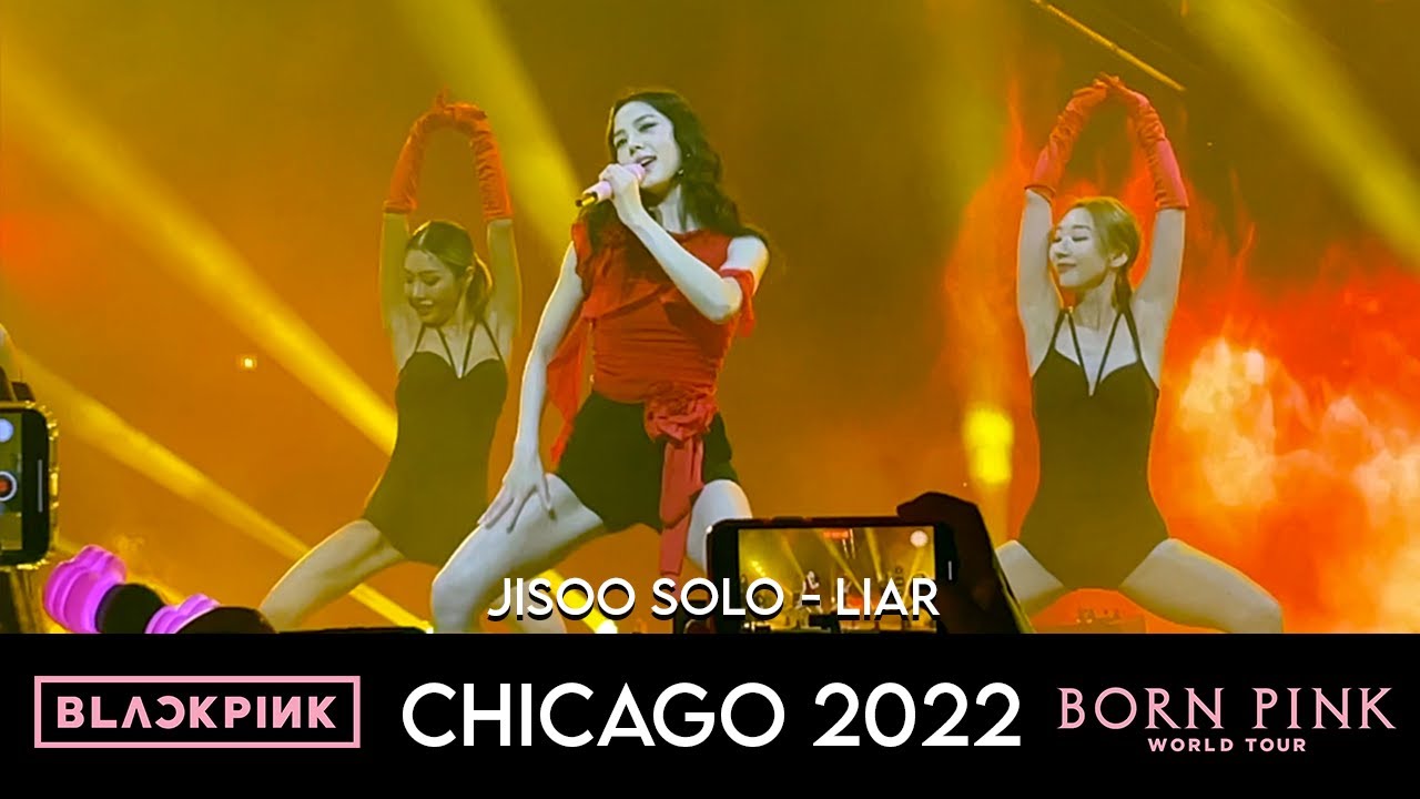 BLACKPINK Live in Chicago 20221110 4K60 [Jisoo Solo - Liar (Camila Cabello Cover)]