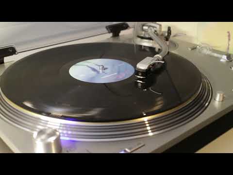 Genesis - Hold On My Heart (1991 Vinyl LP) - Technics 1200G / Audio Technica AT33PTG/II