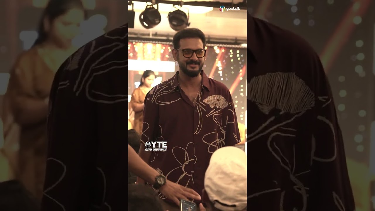 കൈലാസ് ജി എന്ന് പറഞ്ഞപ്പോൾ ഓടി ചെല്ലുന്നത് കണ്ടോ. 😹