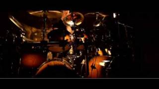 Andols (Chimaira) playing &quot;Destroy and dominate&quot; (HD)