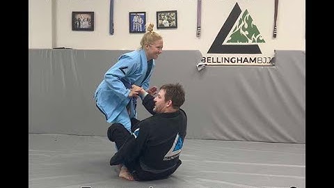 Berimbolo to top mount: No inversion required