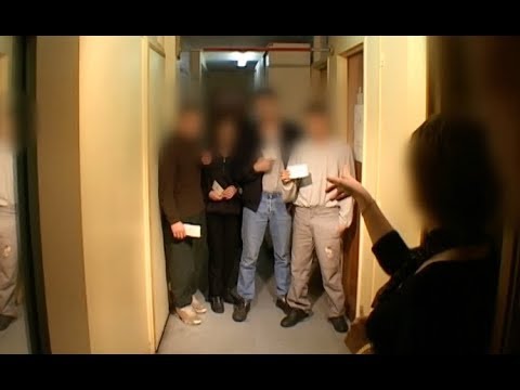 Vidéo: Que couvre une police anti-criminalité ?