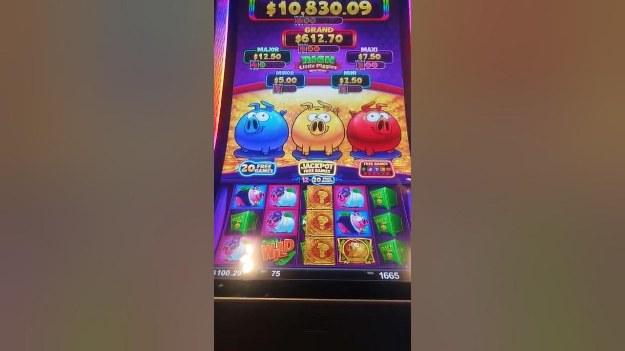 Play rich little piggies slot machine