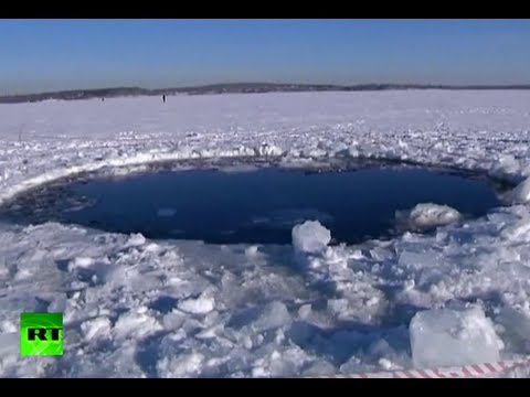 Meteorite Blasts Russia [Live Update]