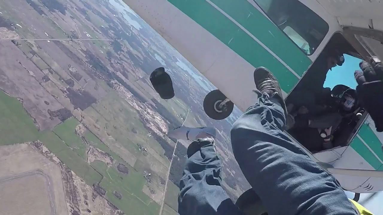 skydiver lost his shoe!!! YouTube