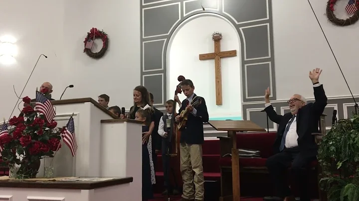 The McComas Family-What Could A Beggar Give A King?