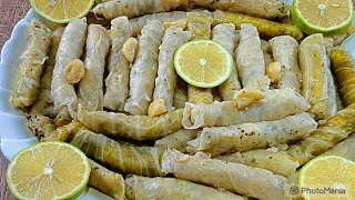 Delicious Mahshi Malfouf (Stuffed Cabbage Rolls) Resimi