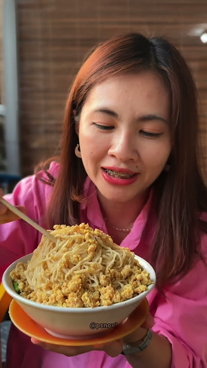 Brutal portion of Indomie flavored chicken noodles