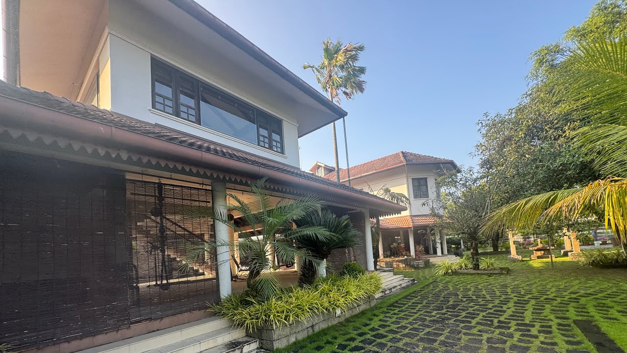 Kochiyile ₹28 Crore Vembanad Lakefront Mansion for SALE | Ultra Luxury Estate Tour |Very Urgent Sale