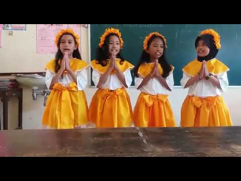 Nari Burung Kutilang Berbunyi By Rini Wahyuni