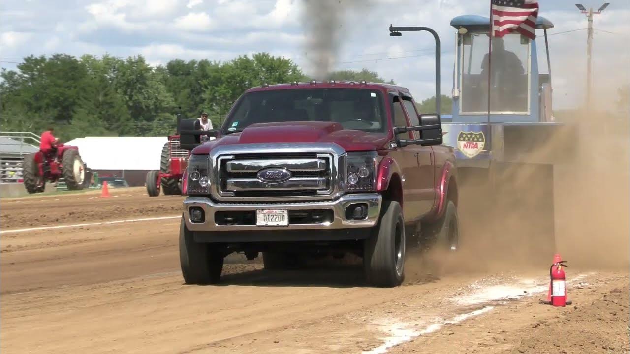 Work Stock Diesel 4x4 Truck Pulling Class, Tomah WI 2023 YouTube
