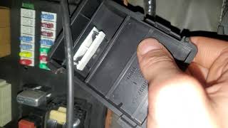 2007 Ford Fusion Mercury Milan Radio Fuse Location