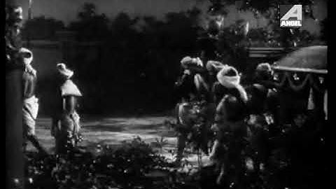 JIBAN PADMER EI JE BIKAS. FLIM : MA CHINNAMASTA (1978). ARTIST : MANABENDRA MUKHOPADHYAY.