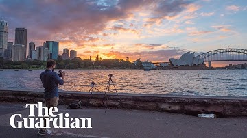 Bending time: The hidden dimension of time-lapse photography
