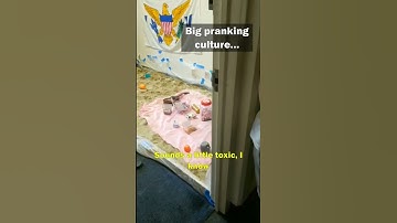 WEIRDEST COLLEGE MOVE-IN DAY #shorts