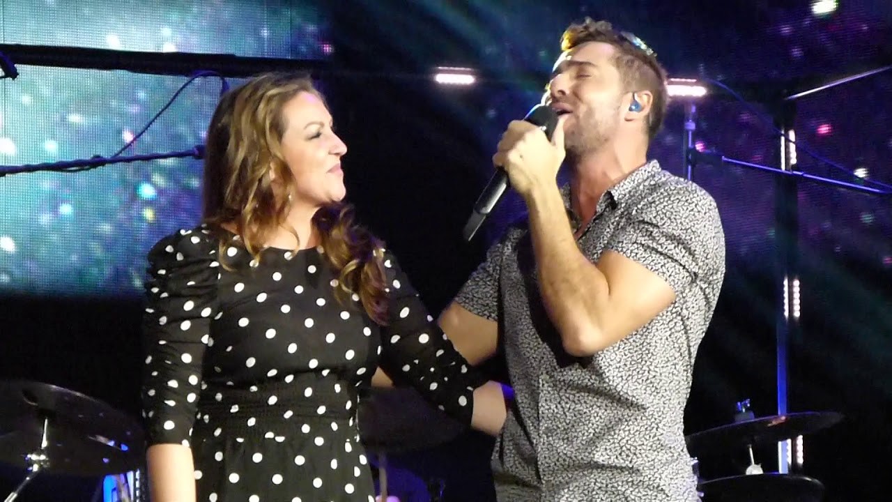 Mi Princesa - Niña Pastori y David Bisbal, Hijos del Mar Tour 2017 - Madrid