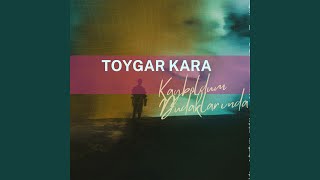 Pencereden Kar Geliyor