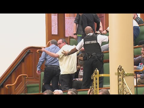 CUPE members ejected from public gallery at Ontario legislature | Bill 28