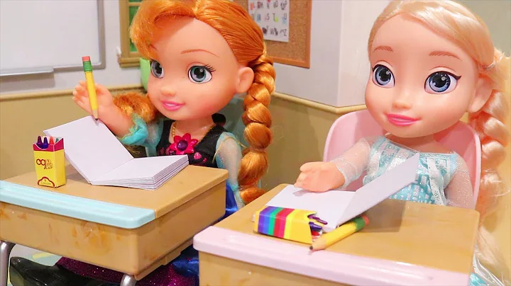 The New Class President is Bossy - Elsa and Anna T...