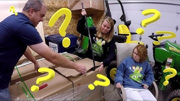 Artillian Grapple Unboxing.  Perfect addition to the Deere 1025R