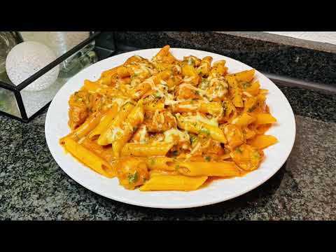 Video: Spaghetti Mit Hühnchen In Sahnesauce