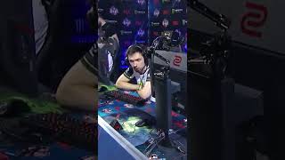 Как B1ad3 играл против NAVI #cs #csgo #cs2