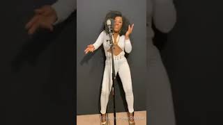 (2020 Live Performance) Andrea Brown - It's Love (Trippin') Resimi