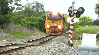 A few trains passing through Levin New Zealand 12 01 2022