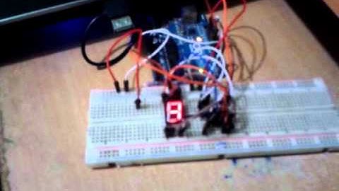Contar 0 al 9 en display 7 segmentos con Arduino