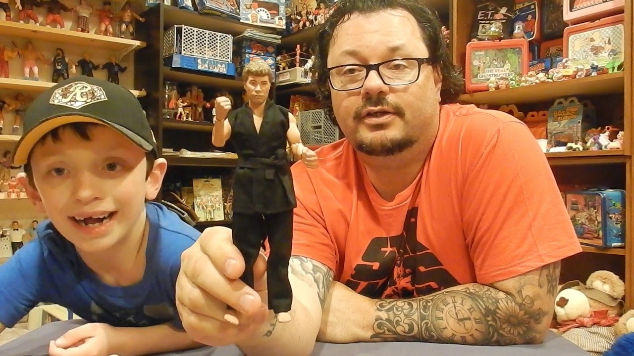 retro toys london NECA Sensei Kreese SDCC Exclusive action figure unboxing and review