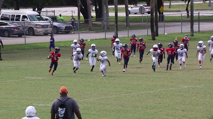 Clyde Ward lll to the right