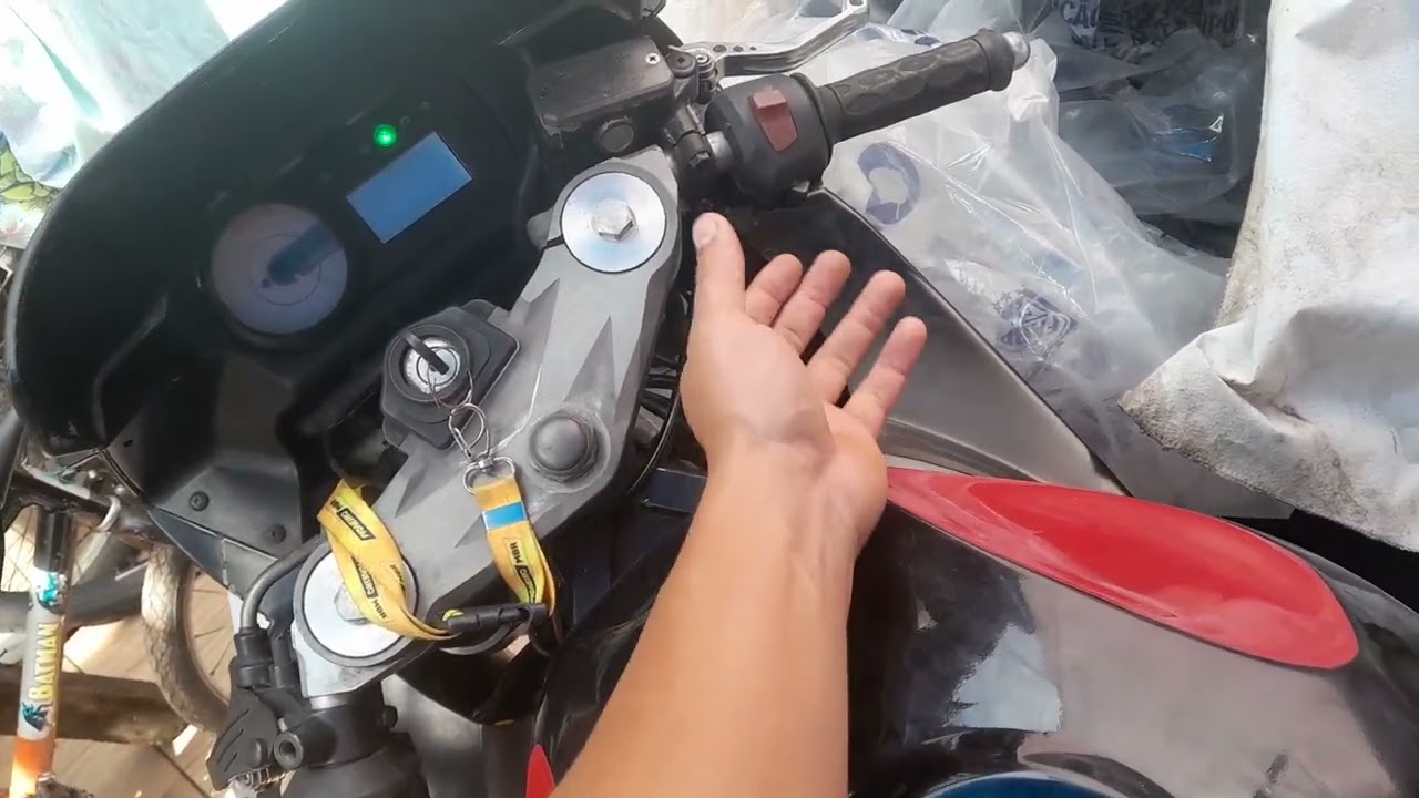 Comet 250. Aperta o start é aciona a bomba. problema resolvido. teste do relé e motor de partida