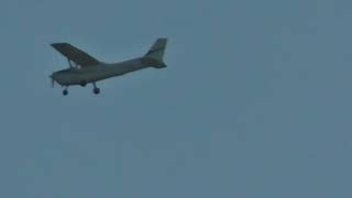 1974 Cessna 172M Skyhawks (N1590V) flying in St. Charles, IL. (8/22/2026)
